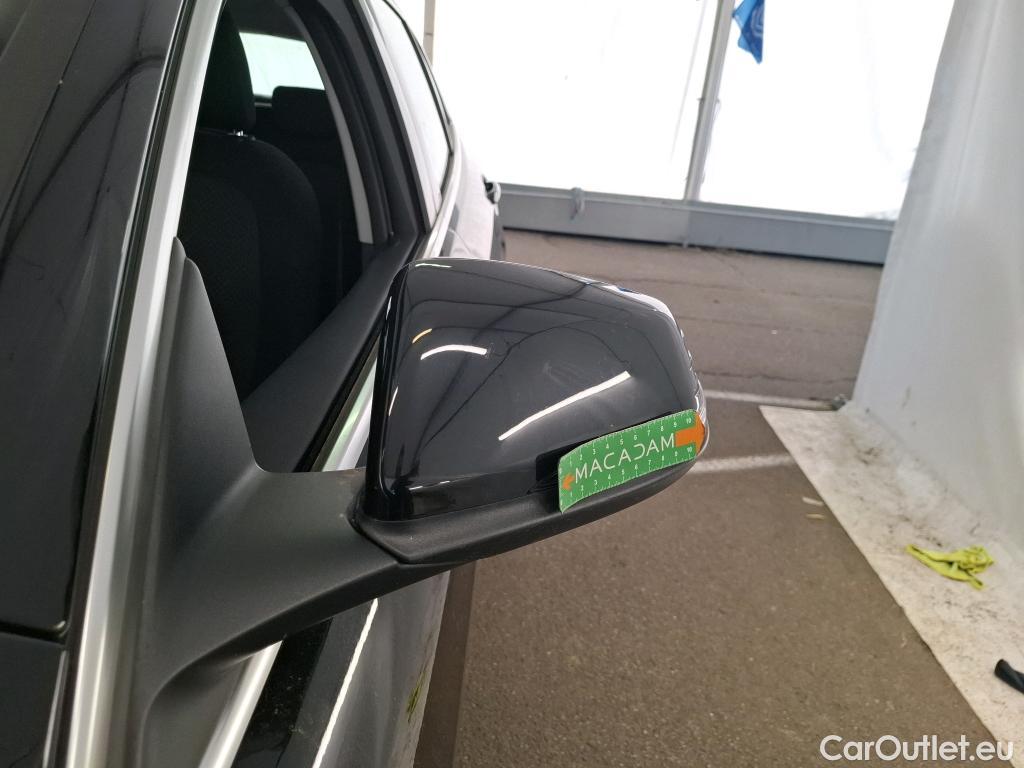  Bmw  Serie 1 BMW Série 1  2019  5P  Berline 15 116D DKG7 Business Design #121