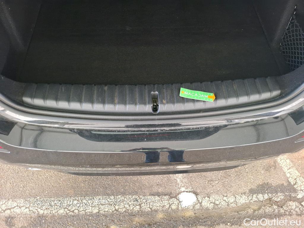  Bmw  Serie 1 BMW Série 1  2019  5P  Berline 15 116D DKG7 Business Design #117