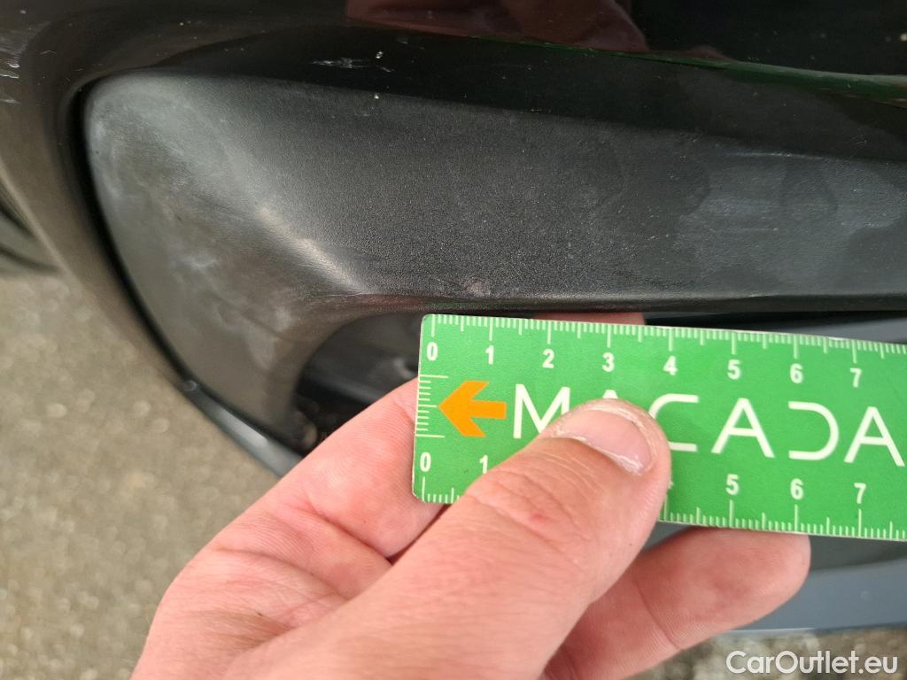  Bmw  Serie 1 BMW Série 1  2019  5P  Berline 15 116D DKG7 Business Design #124