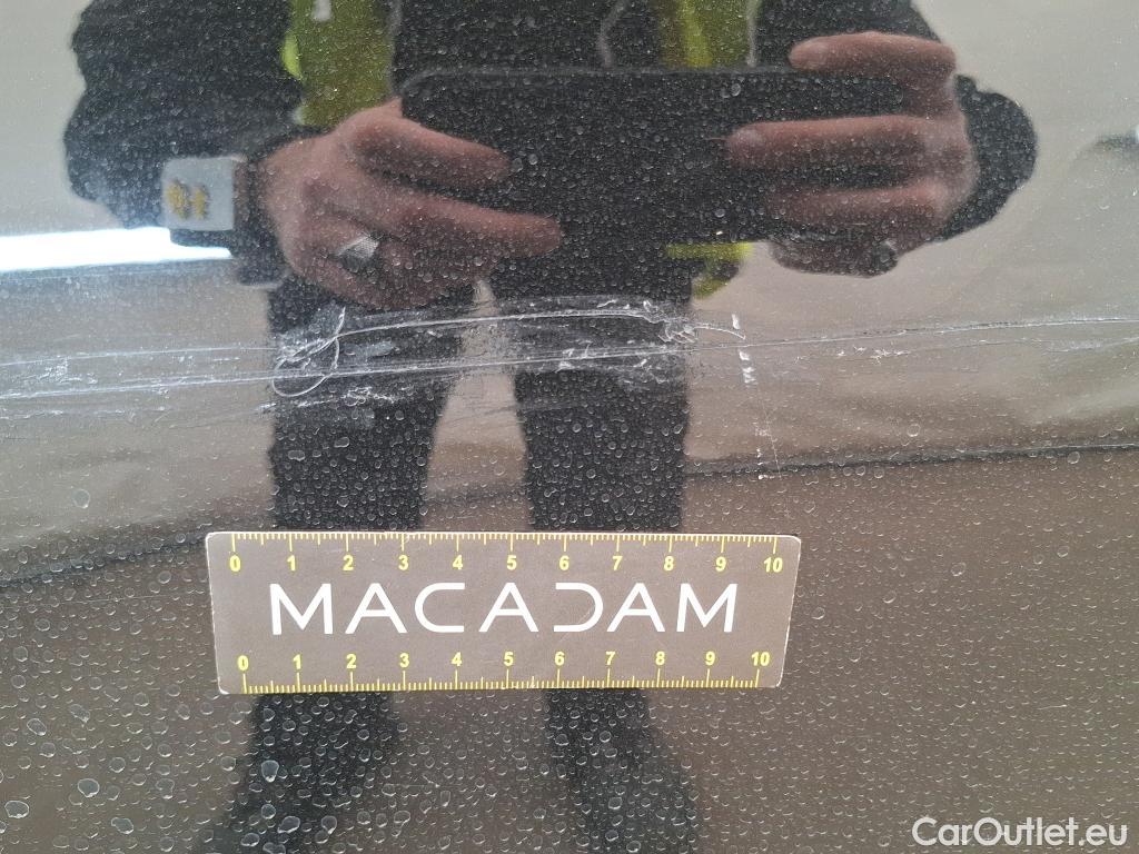  Mercedes  G-Klasee MERCEDES-BENZ GLC Coupe / 2019 / 5P / Coupé GLC 300 e AMG Line 4Matic #24