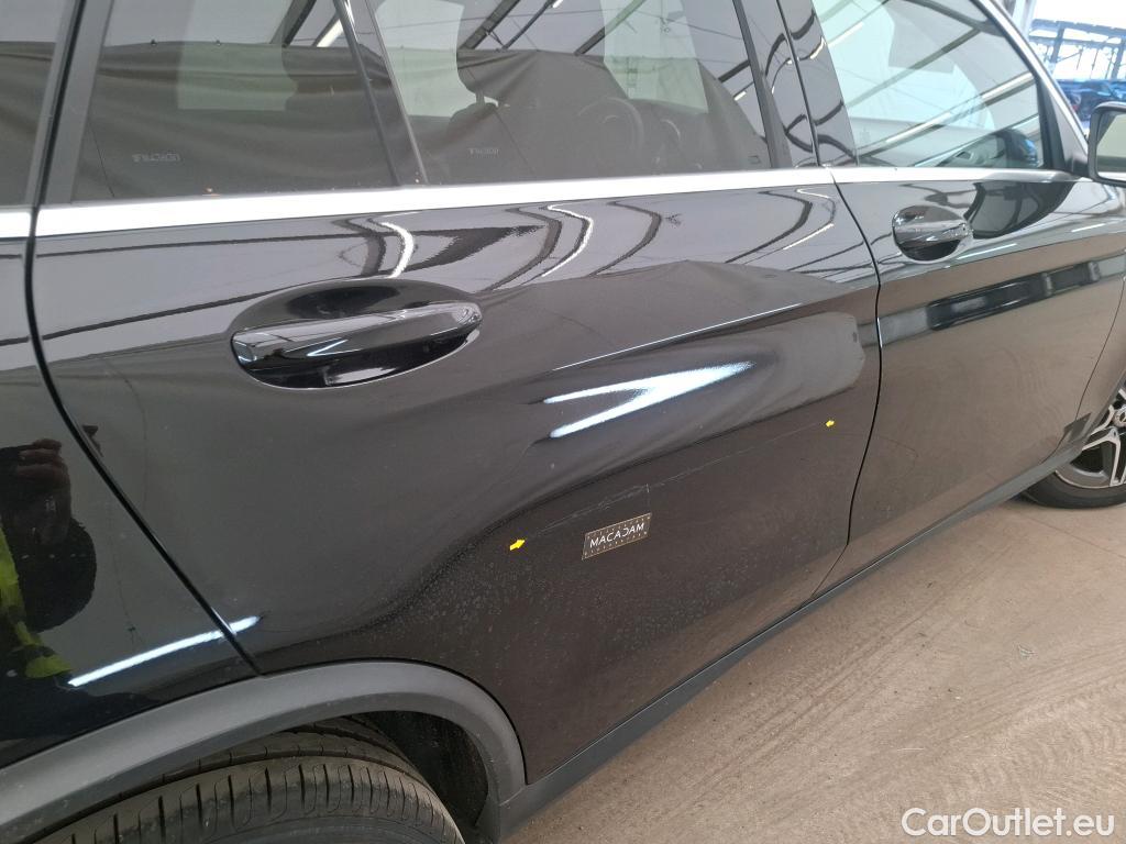  Mercedes  G-Klasee MERCEDES-BENZ GLC Coupe / 2019 / 5P / Coupé GLC 300 e AMG Line 4Matic #21