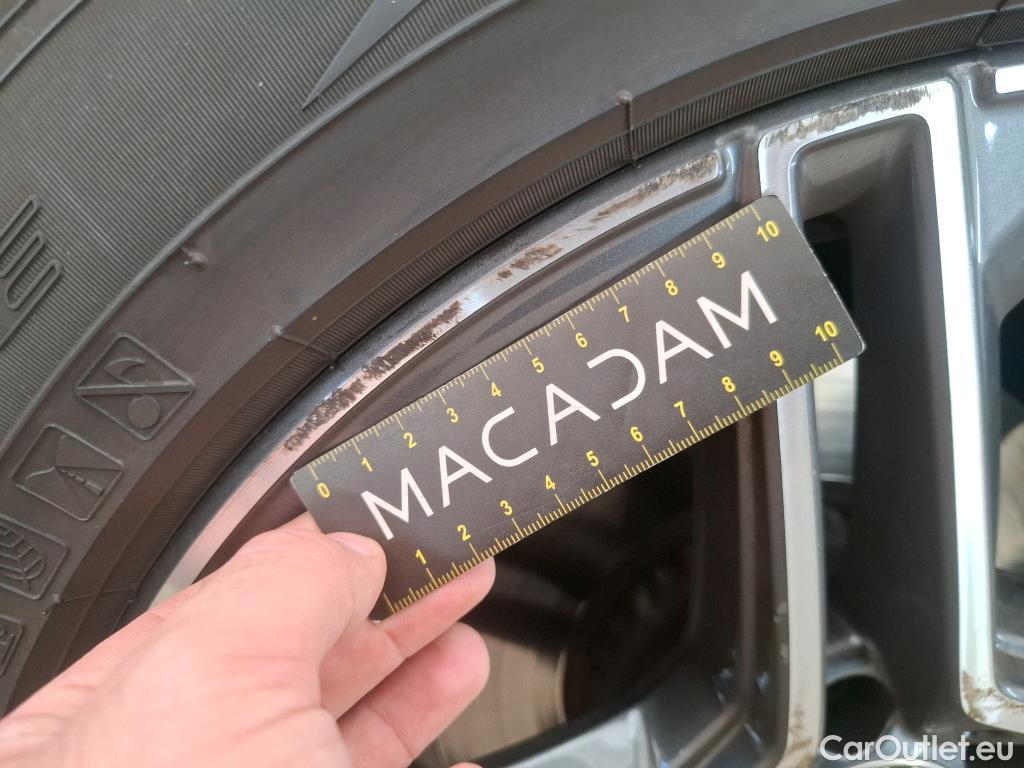  Mercedes  G-Klasee MERCEDES-BENZ GLC Coupe / 2019 / 5P / Coupé GLC 300 e AMG Line 4Matic #45