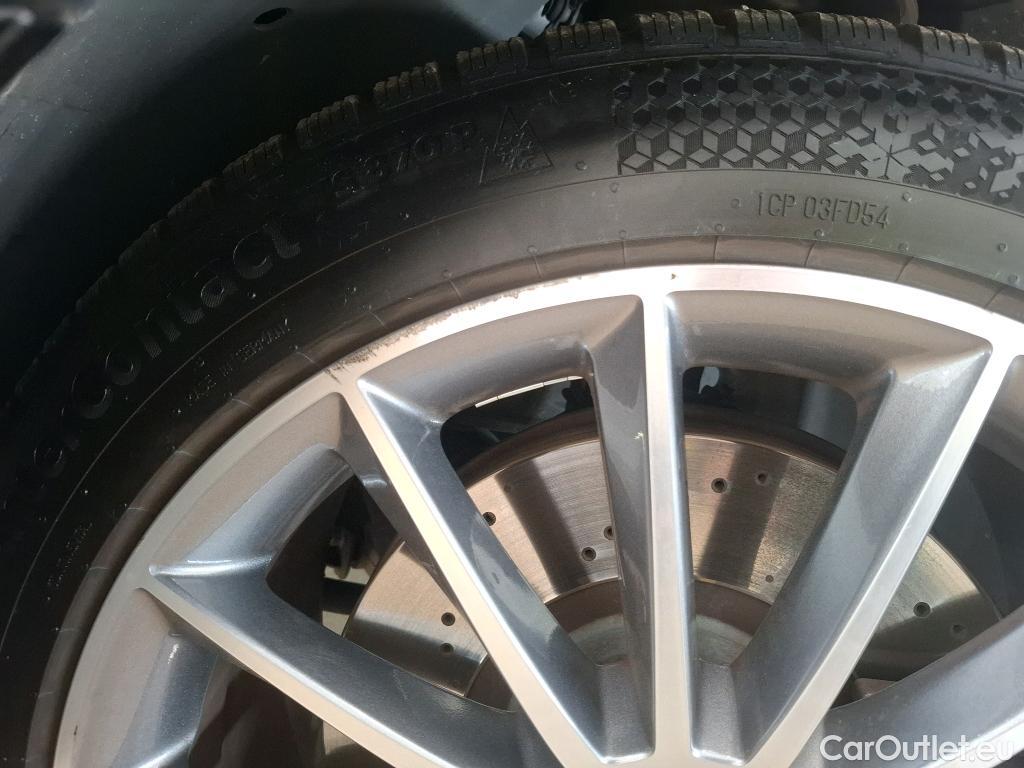  Mercedes  G-Klasee MERCEDES-BENZ GLE / 2020 / 5P / SUV GLE 350 de 4MATIC AMG Line #36