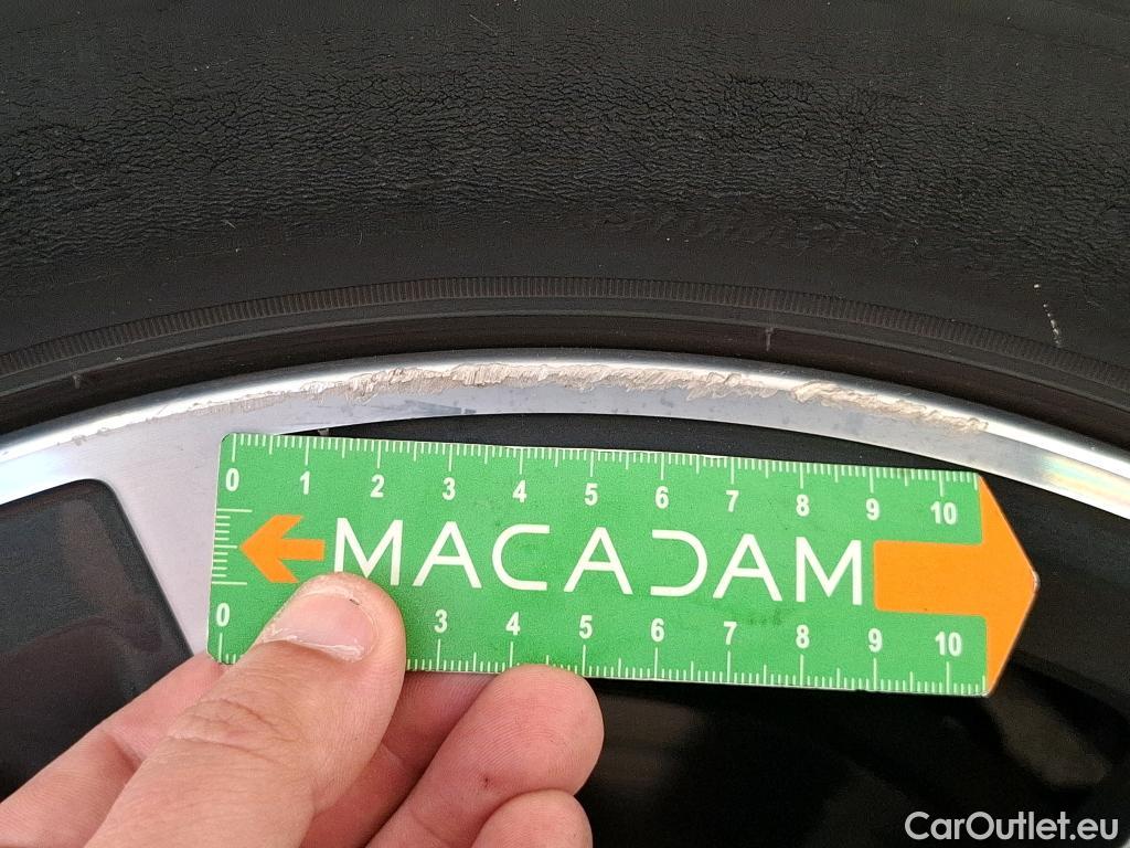  Bmw  Serie 1 BMW Série 1  2019  5P  Berline 15 116D DKG7 Business Design #42