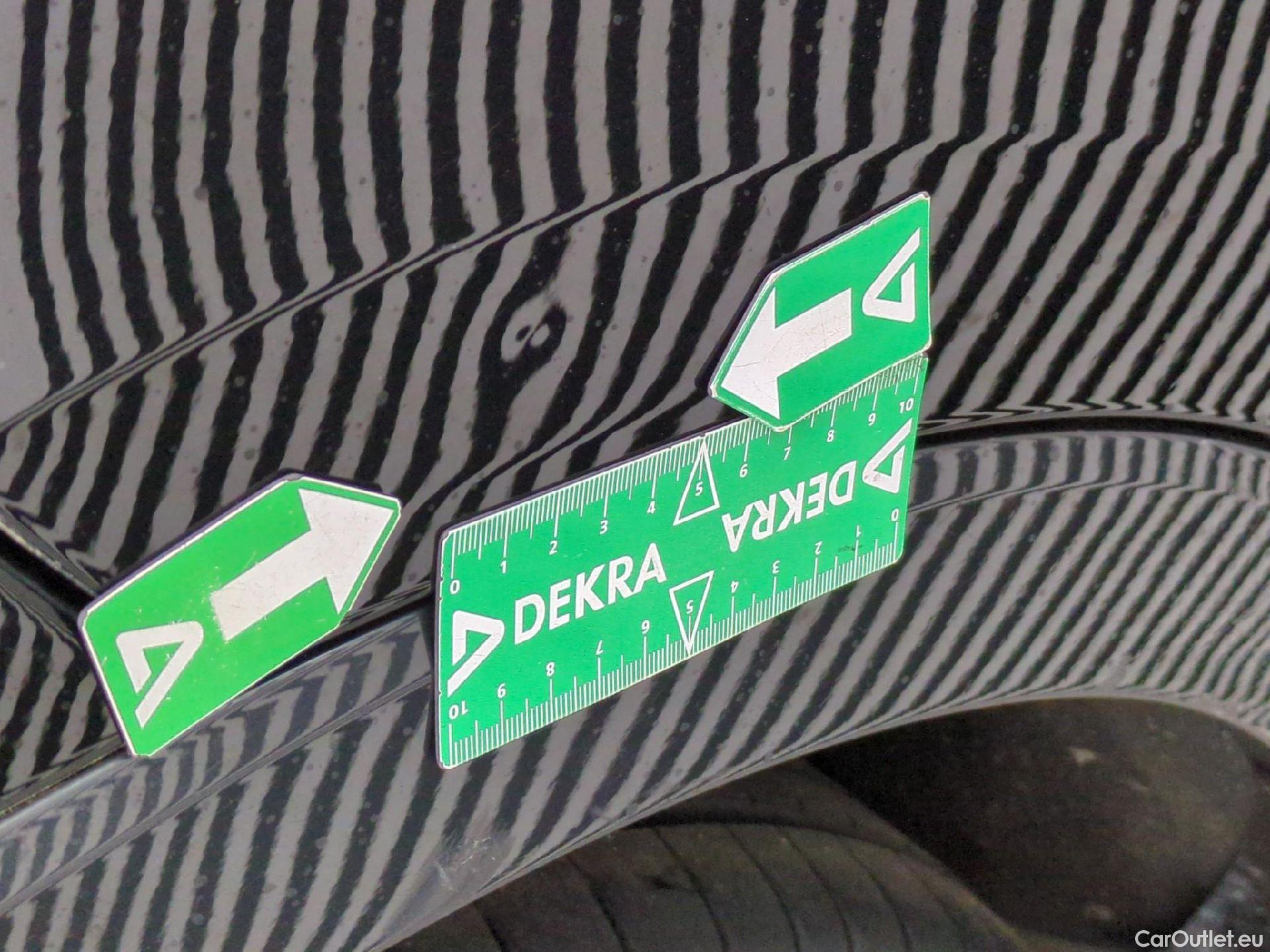  Audi  Q3  35 TDI Design luxe 2.0 TDI 150CV BVA7 E6dT #13