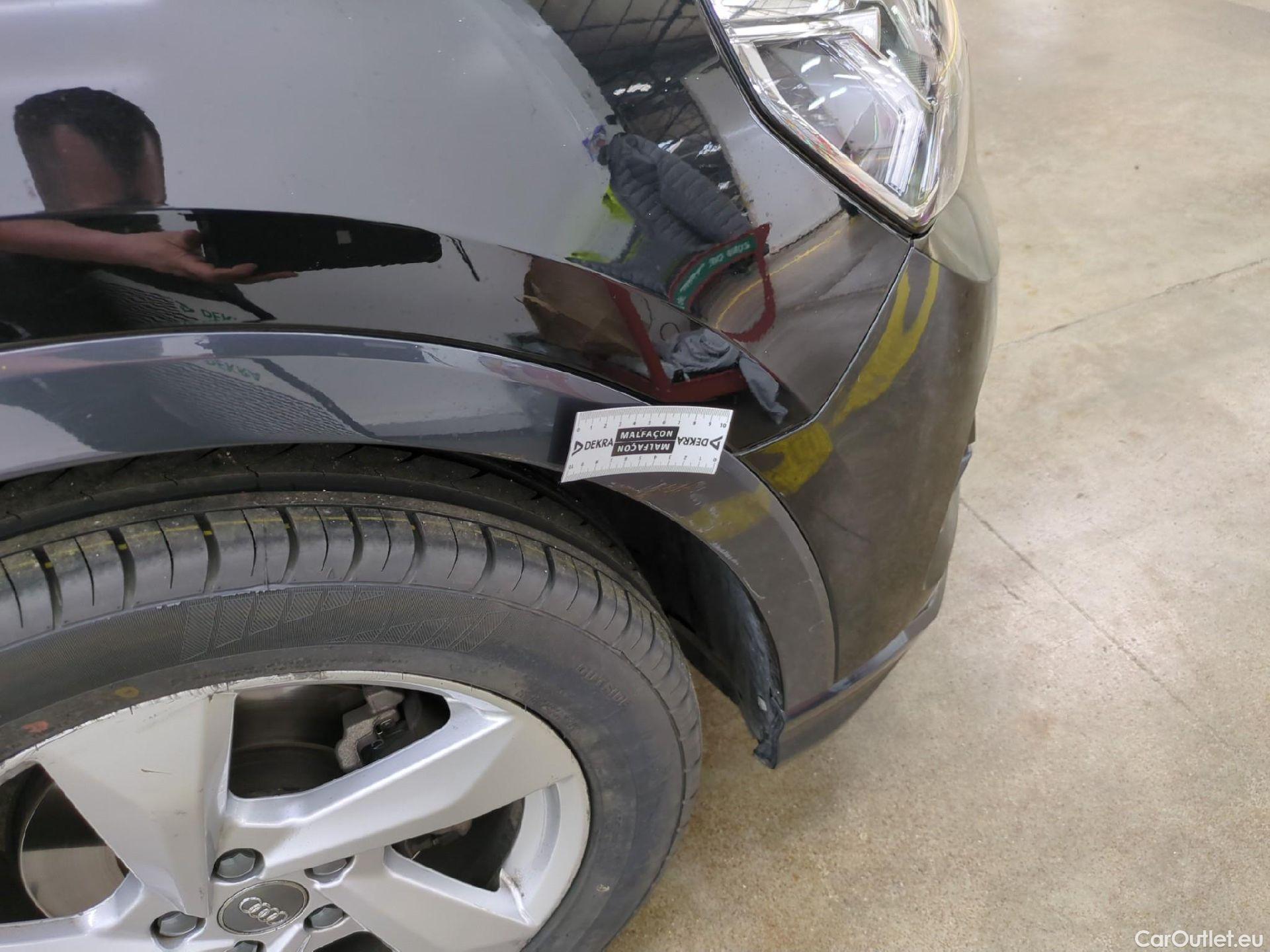  Audi  Q3  35 TDI Design luxe 2.0 TDI 150CV BVA7 E6dT #25