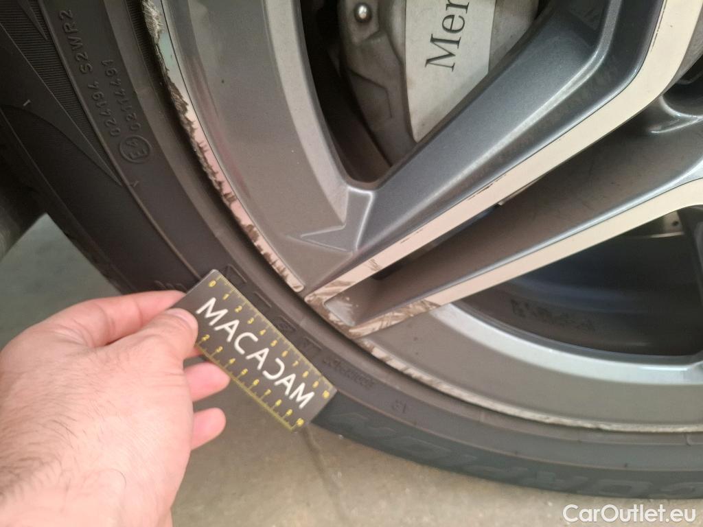  Mercedes  G-Klasee MERCEDES-BENZ GLC Coupe / 2019 / 5P / Coupé GLC 300 e AMG Line 4Matic #9