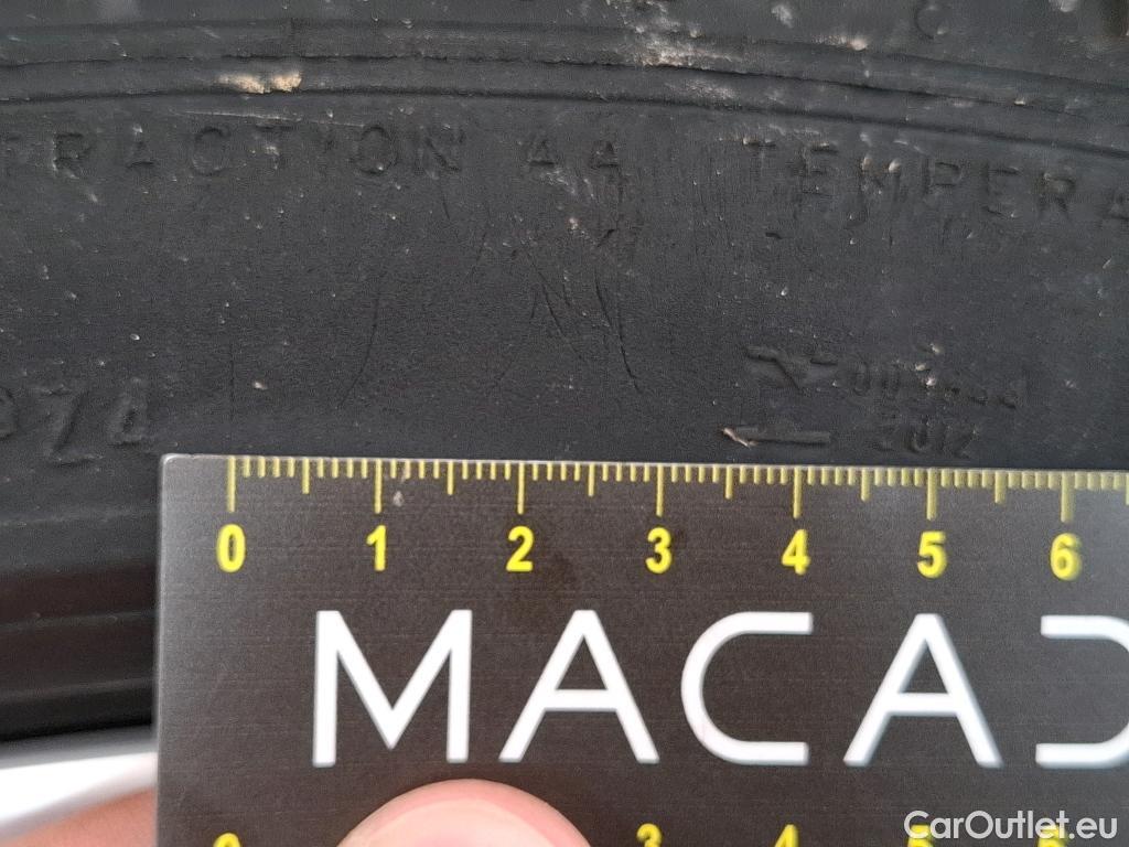  Volvo  XC90 VOLVO  / 2019 / 5P / SUV Recharge T8 AWD Geartronic 8 R-Design #3