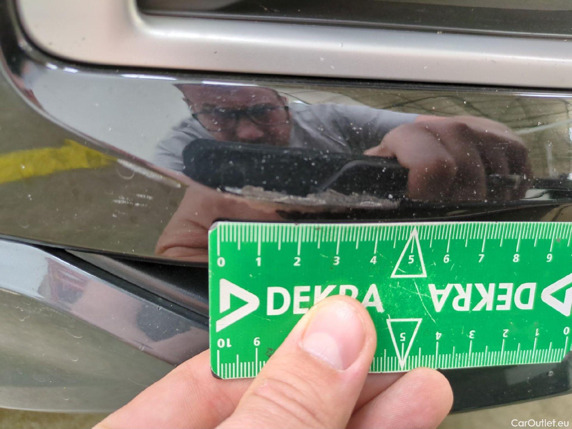  Audi  Q3  35 TDI Design luxe 2.0 TDI 150CV BVA7 E6dT #32