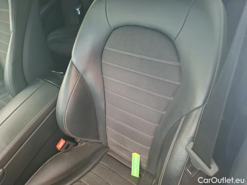  Mercedes  G-Klasee MERCEDES-BENZ GLC Coupe / 2019 / 5P / Coupé 2.0 GLC 300 DE AMG LINE 4MATIC #31