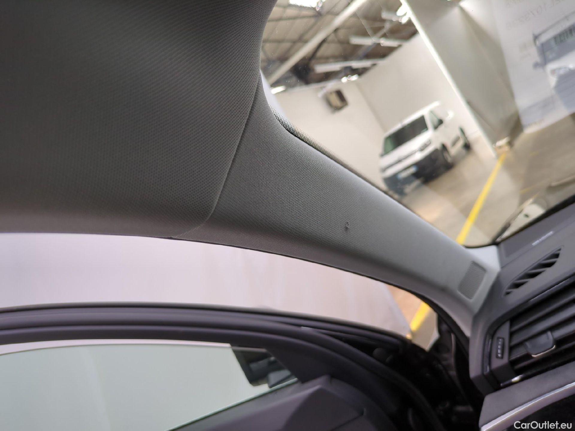  Audi  Q3  35 TDI Design luxe 2.0 TDI 150CV BVA7 E6dT #4