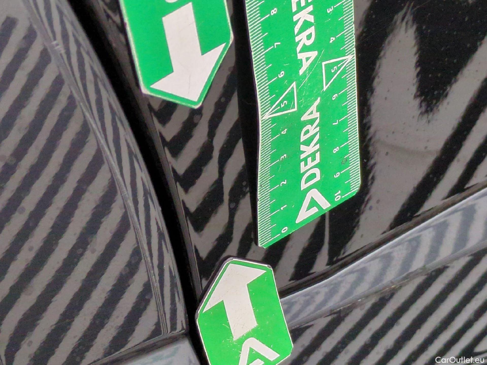  Audi  Q3  35 TDI Design luxe 2.0 TDI 150CV BVA7 E6dT #12