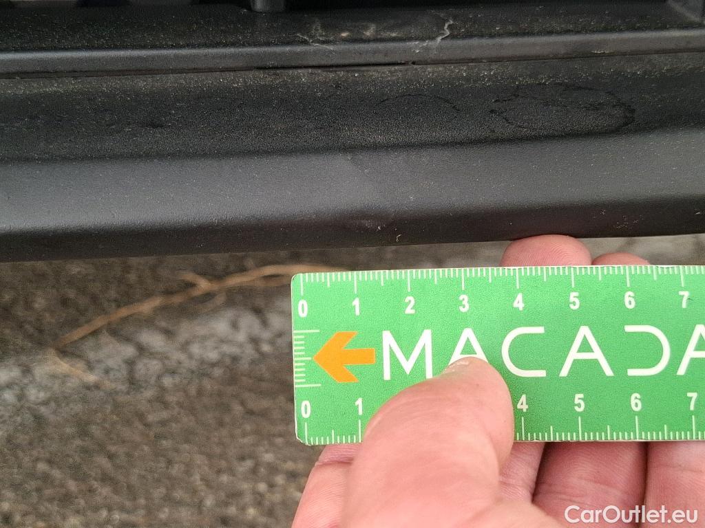  Bmw  Serie 1 BMW Série 1  2019  5P  Berline 15 116D DKG7 Business Design #91