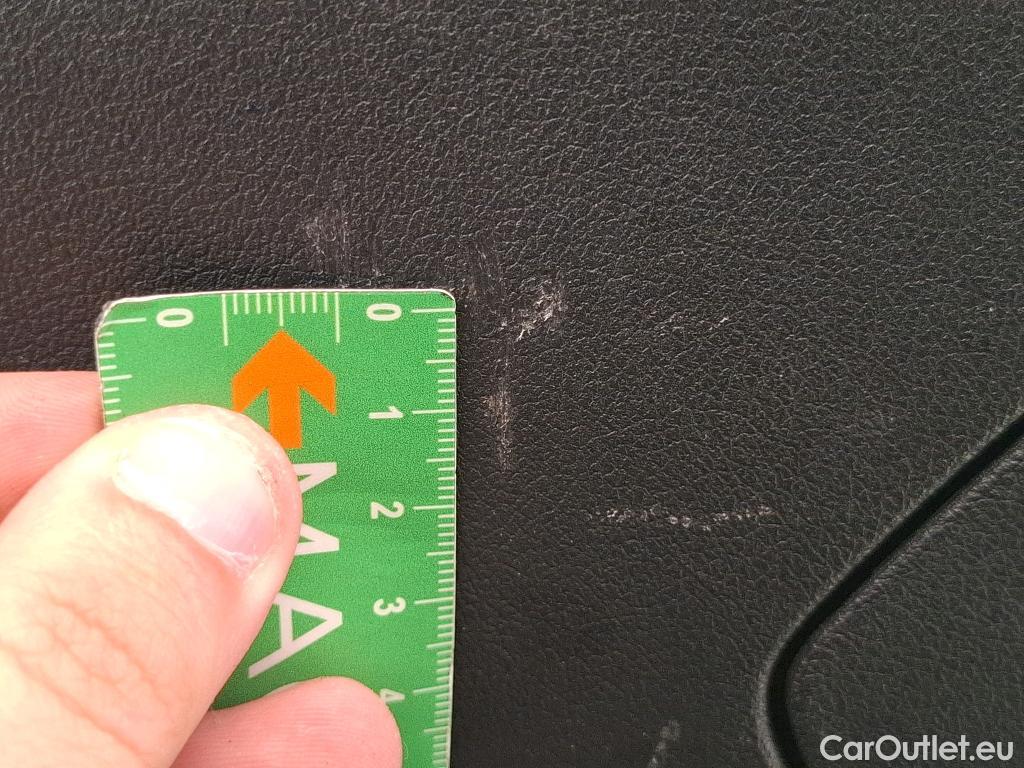  Bmw  Serie 1 BMW Série 1  2019  5P  Berline 15 116D DKG7 Business Design #83