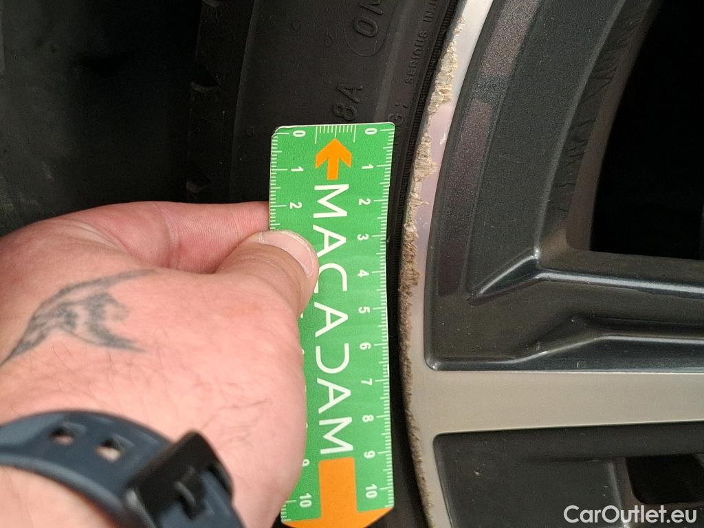  Bmw  Serie 1 BMW Série 1  2019  5P  Berline 15 116D DKG7 Business Design #55