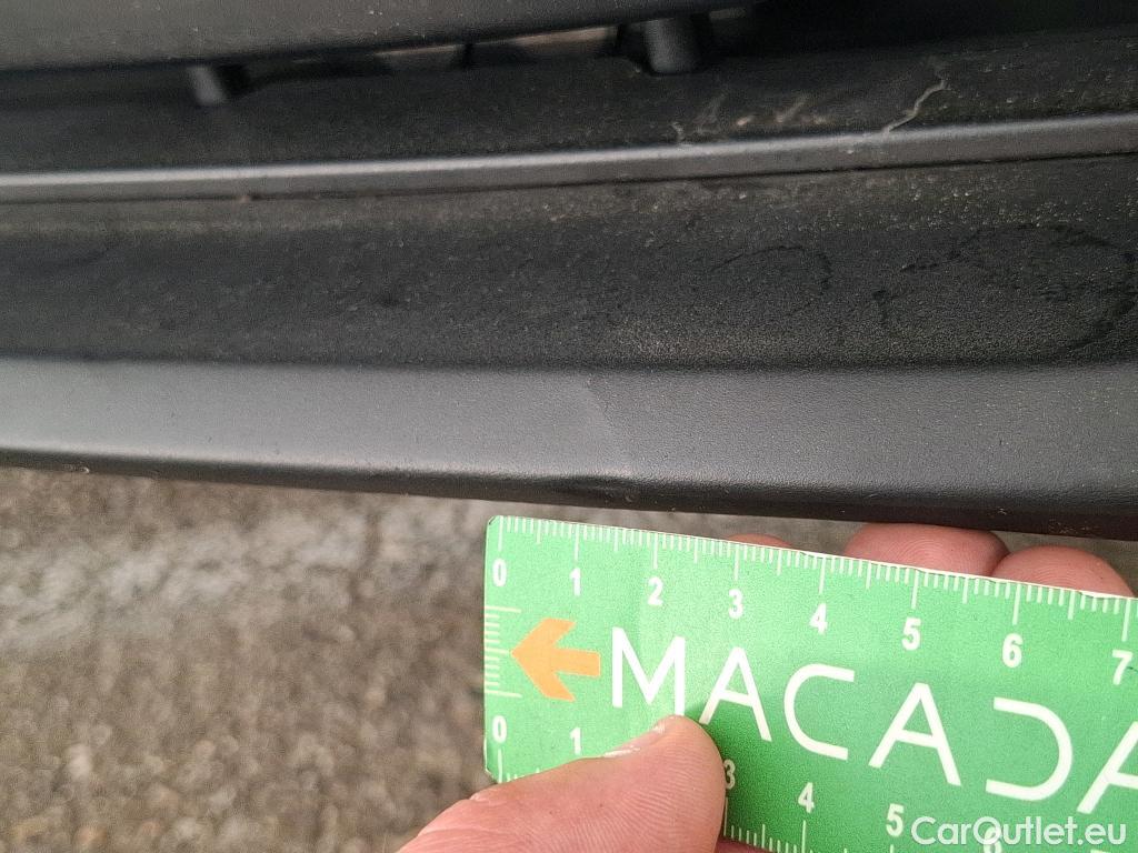  Bmw  Serie 1 BMW Série 1  2019  5P  Berline 15 116D DKG7 Business Design #90