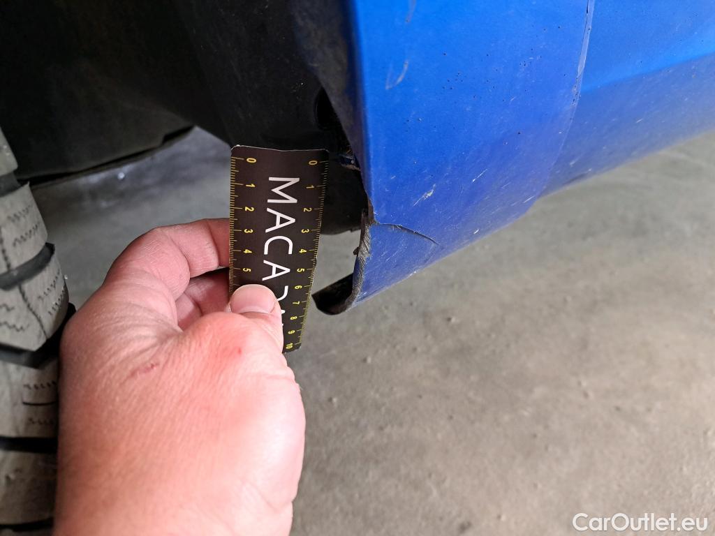  Opel   Grandland X Grandland X Business Elegance 1.5 130CV BVA8 6E #3