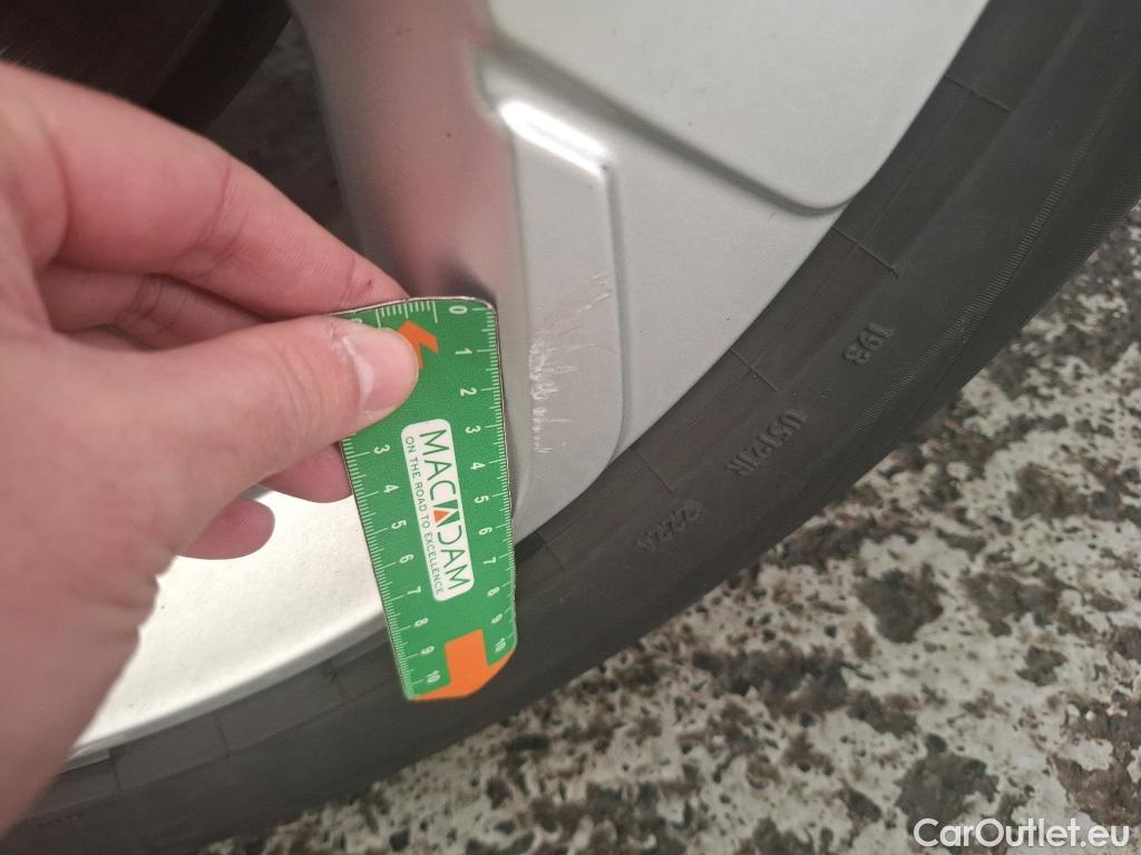  Citroen  C5 Aircross CITROEN  / 2022 / 5P / SUV BlueHDi 130 S&S EAT8 Feel #22