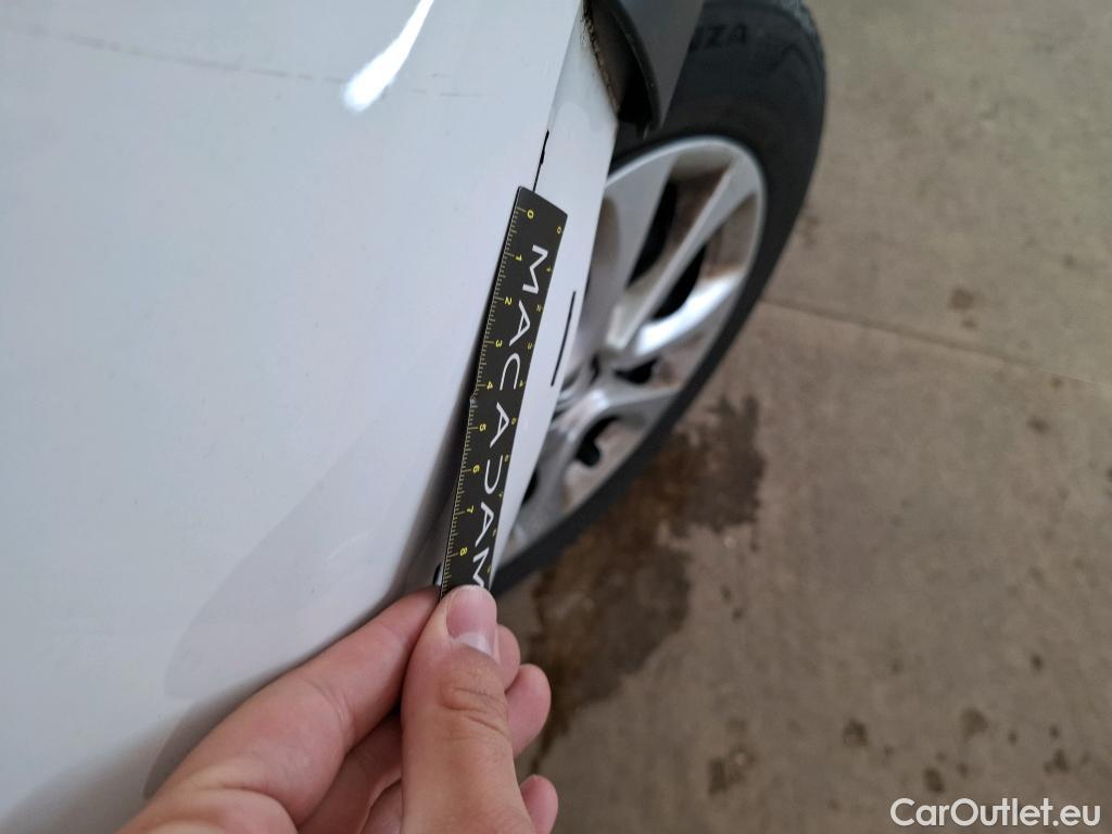  Citroen  C3  Société Feel 1.5 BlueHDI 100CV BVM6 E6dT #2