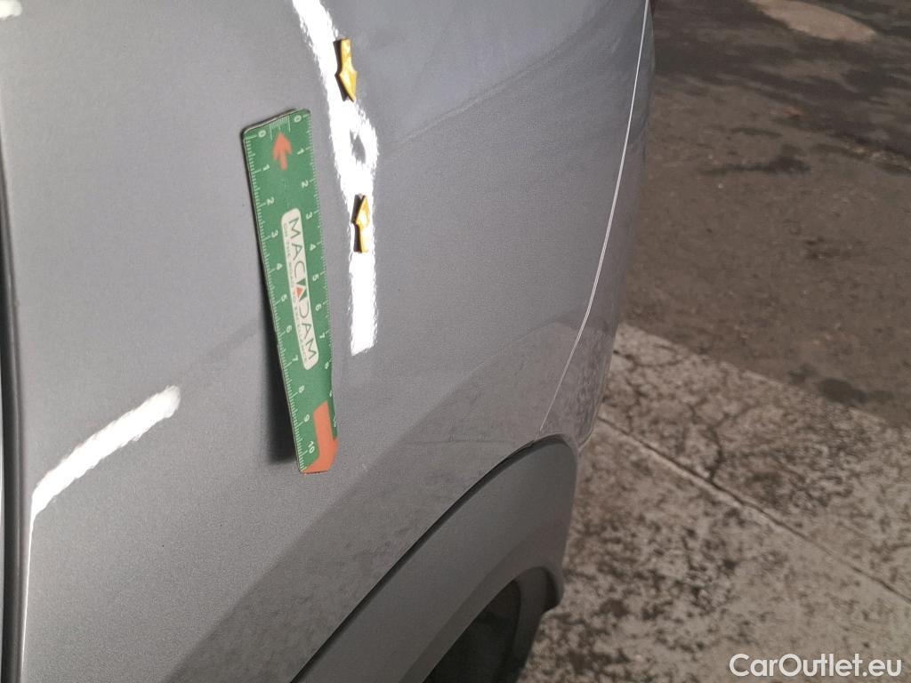  Citroen  C5 Aircross CITROEN  / 2022 / 5P / SUV BlueHDi 130 S&S EAT8 Feel #29