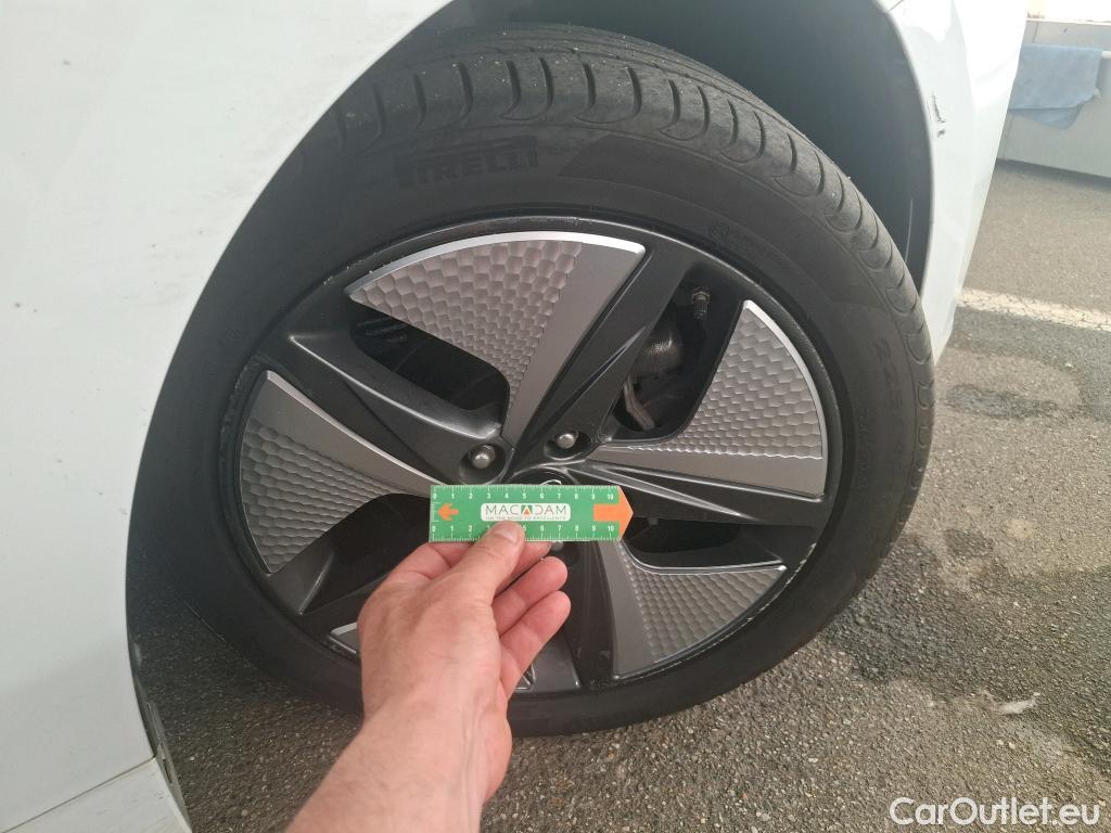  Hyundai   Ioniq Ioniq Business Hybrid 1.6 GDI 140CV BVA6 E6dT #25