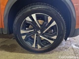 Peugeot  2008 PEUGEOT  / 2019 / 5P / CROSSOVER BLUEHDI 130 EAT8 ALLURE S/S AUT. #17