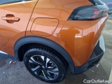  Peugeot  2008 PEUGEOT  / 2019 / 5P / CROSSOVER BLUEHDI 130 EAT8 ALLURE S/S AUT. #64