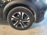  Peugeot  2008 PEUGEOT  / 2019 / 5P / CROSSOVER BLUEHDI 130 EAT8 ALLURE S/S AUT. #17