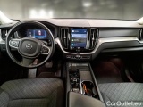  Volvo  XC60 VOLVO  / 2021 / 5P / SUV B4 D AUTOMATICO ESSENTIAL #3