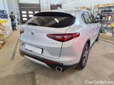  Alfa Romeo   STELVIO ALFA ROMEO / 2017 / 5P / SUV 2.2 TURBO DIESEL 210CV TI AT8 Q4 #2