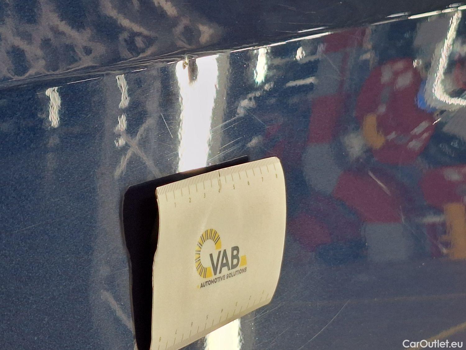  Bmw  Serie 1 BMW, 1-serie '19, BMW 1 Reeks Hatch 120d (140 kW) 5d #35