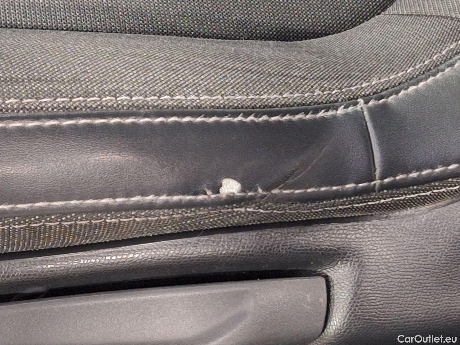  Peugeot  308 Peugeot,  SW FL'17, Peugeot  SW 1.5 BlueHDi 130 S&S EAT8 Allure 5d #54