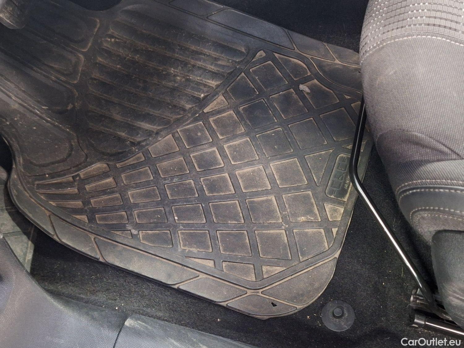  Peugeot  308 Peugeot,  SW FL'17, Peugeot  SW 1.5 BlueHDi 130 S&S EAT8 Allure 5d #49