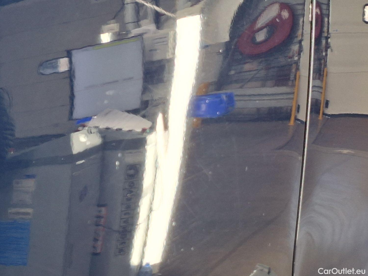  Bmw  Serie 1 BMW, 1-serie '19, BMW 1 Reeks Hatch 120d (140 kW) 5d #26