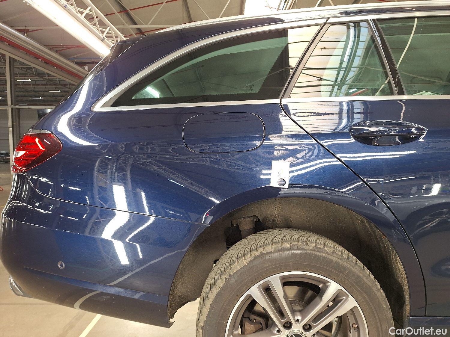  Mercedes  E-Klasse Mercedes, E-Class Break FL'20, Mercedes-Benz  Break E 220d 5d #37