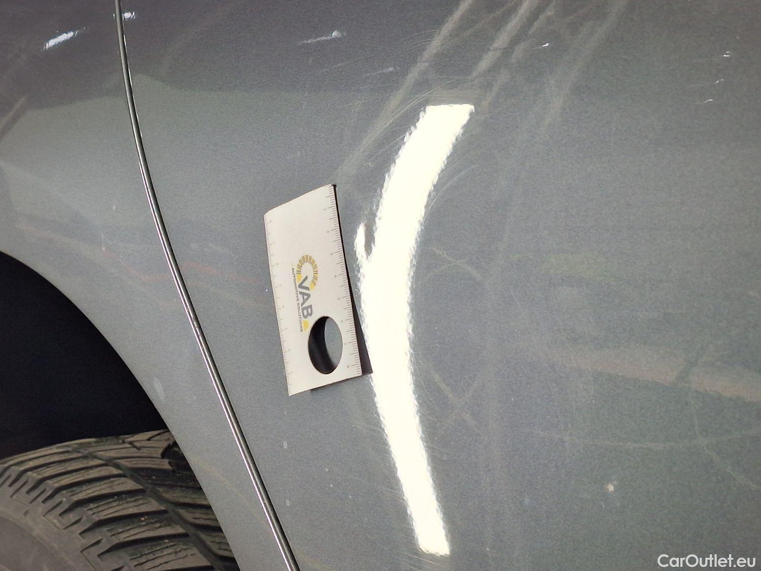  Bmw  Serie 1 BMW, 1-serie '19, BMW 1 Reeks Hatch 118d (110 kW) 5d #25