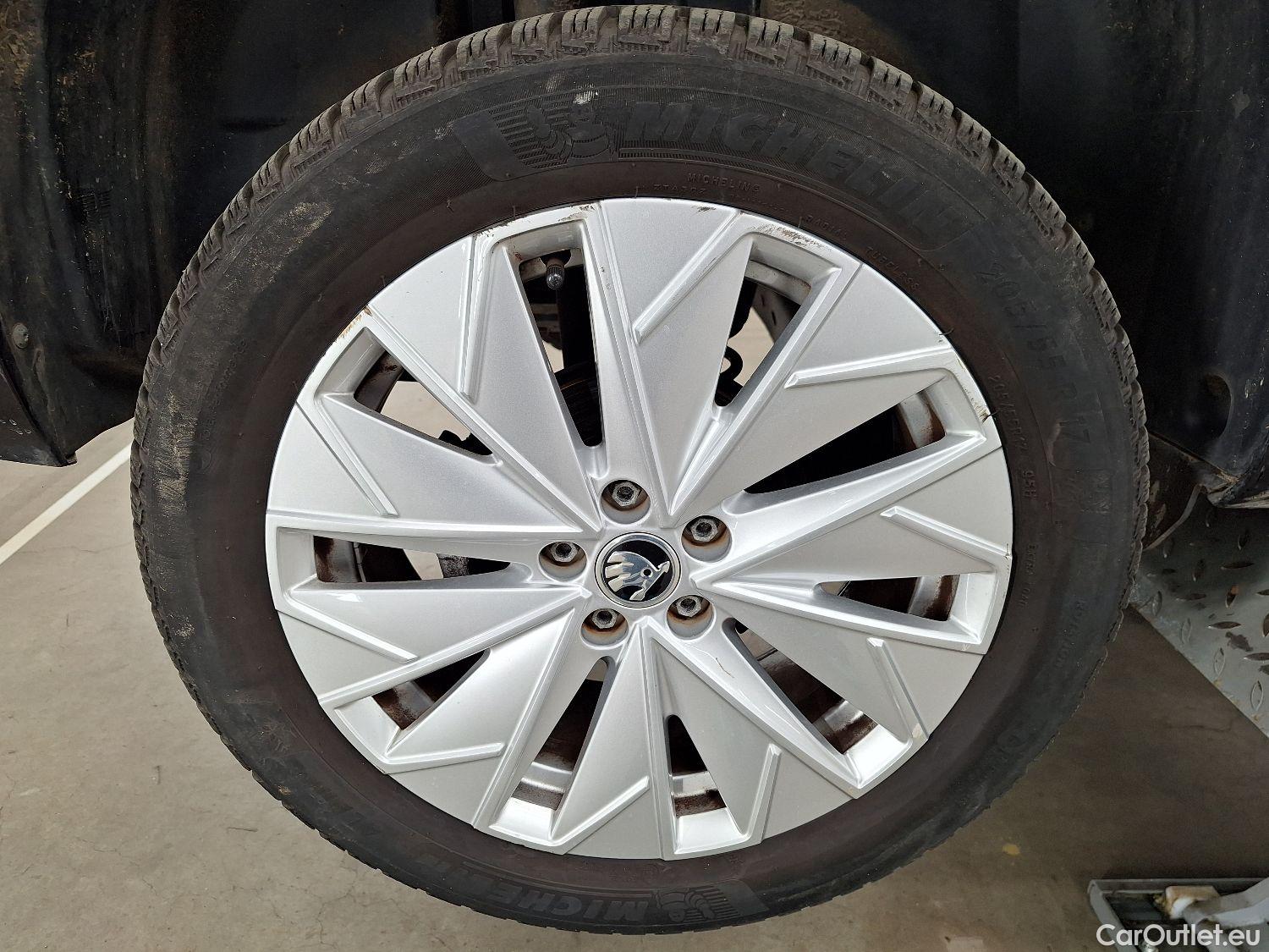  Skoda  KAMIQ Skoda,  '19, Skoda  1.0 TGI 66kW Clever 5d #8