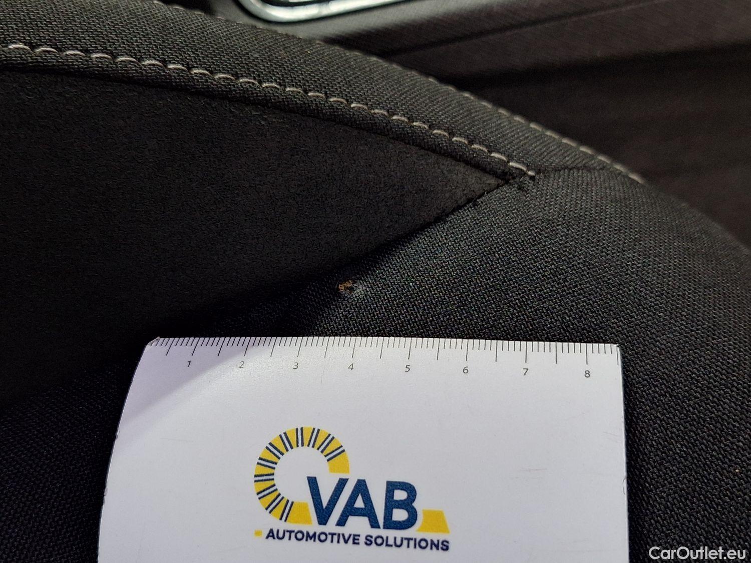  Skoda  KAMIQ Skoda,  '19, Skoda  1.0 TGI 66kW Clever 5d #79