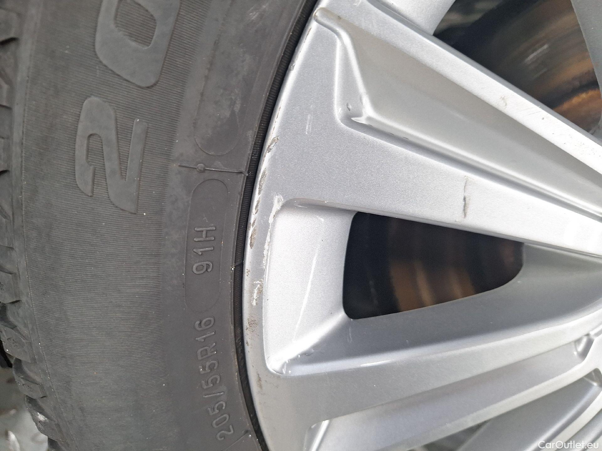  Peugeot  308 Peugeot,  SW FL'17, Peugeot  SW 1.5 BlueHDi 130 S&S EAT8 Allure 5d #25