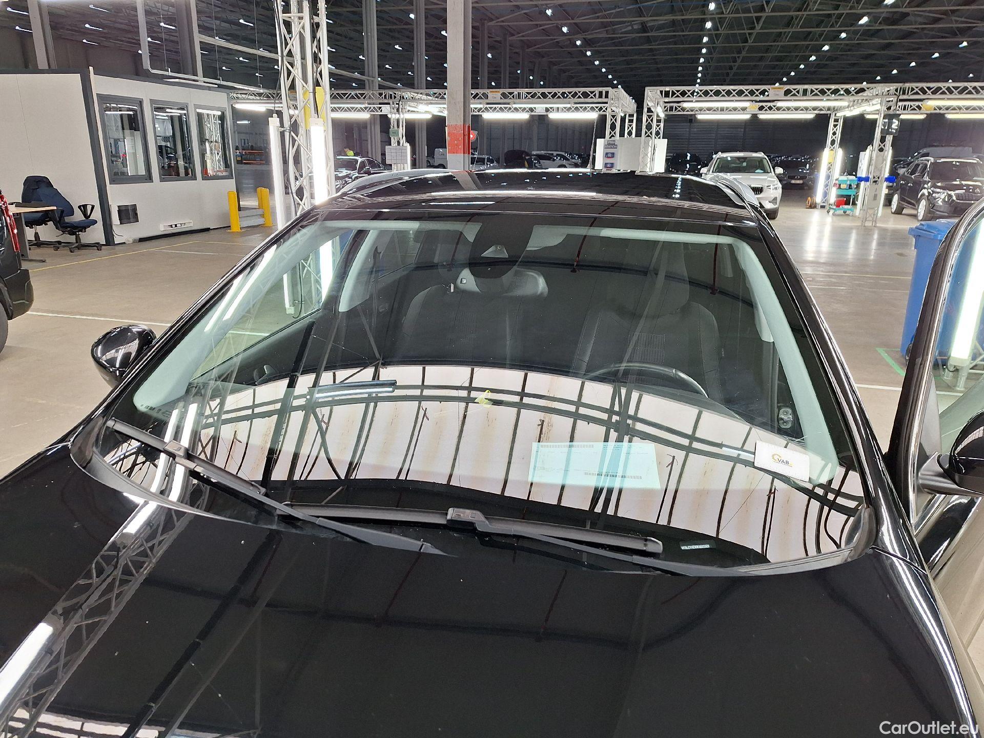  Peugeot  308 Peugeot,  SW FL'17, Peugeot  SW 1.5 BlueHDi 130 S&S EAT8 Allure 5d #1