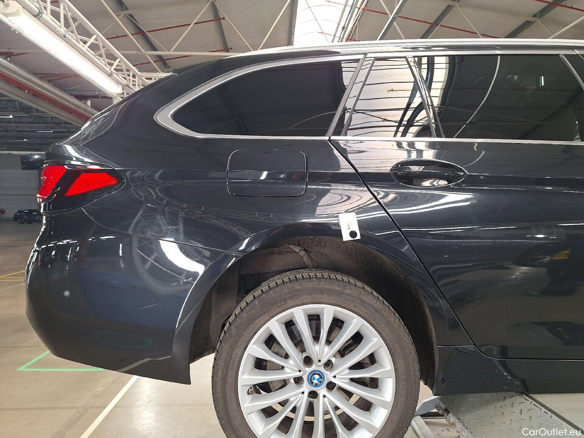  Bmw  Serie 5 BMW, 5-ser To FL'20 PHEV, BMW 5 Reeks Touring 520e 150kW 5d #17