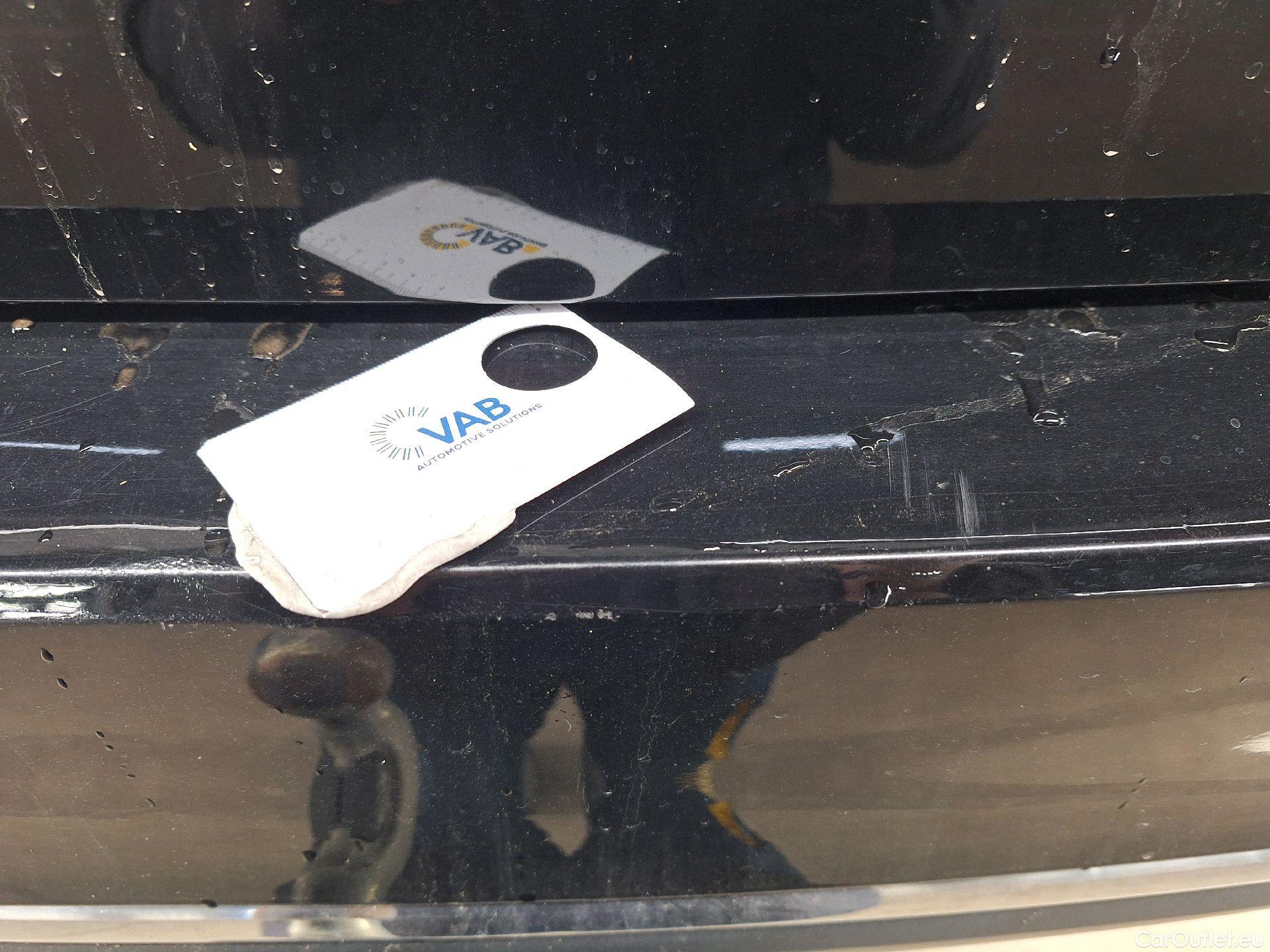  Bmw  Serie 5 BMW, 5-ser To FL'20 PHEV, BMW 5 Reeks Touring 520e 150kW 5d #16