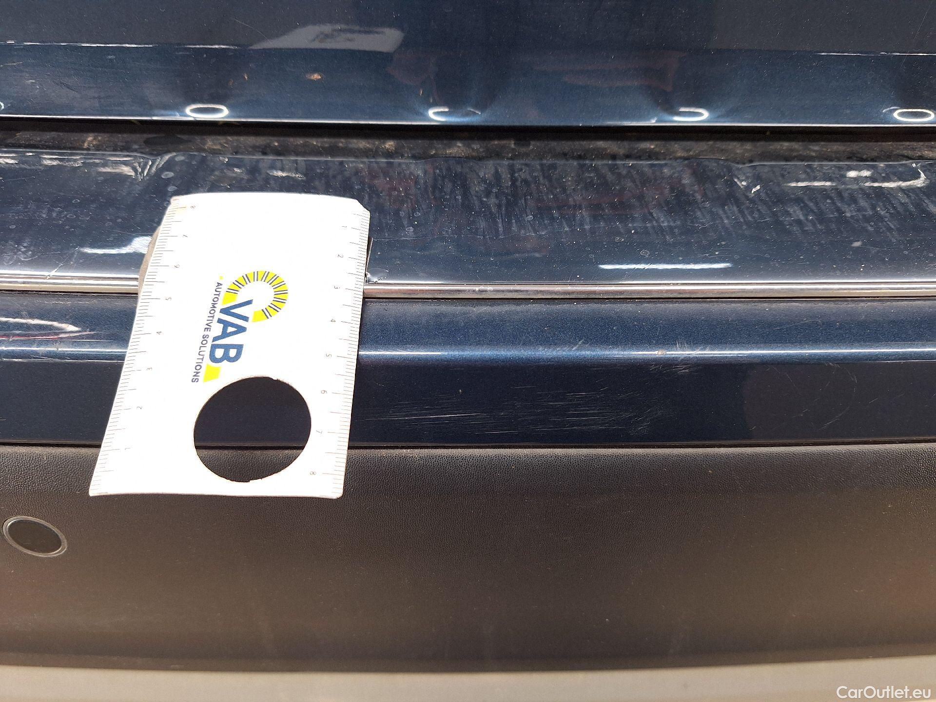  Mercedes  GLB Mercedes,  '19, Mercedes-Benz   180 d Business Solution 5d #7