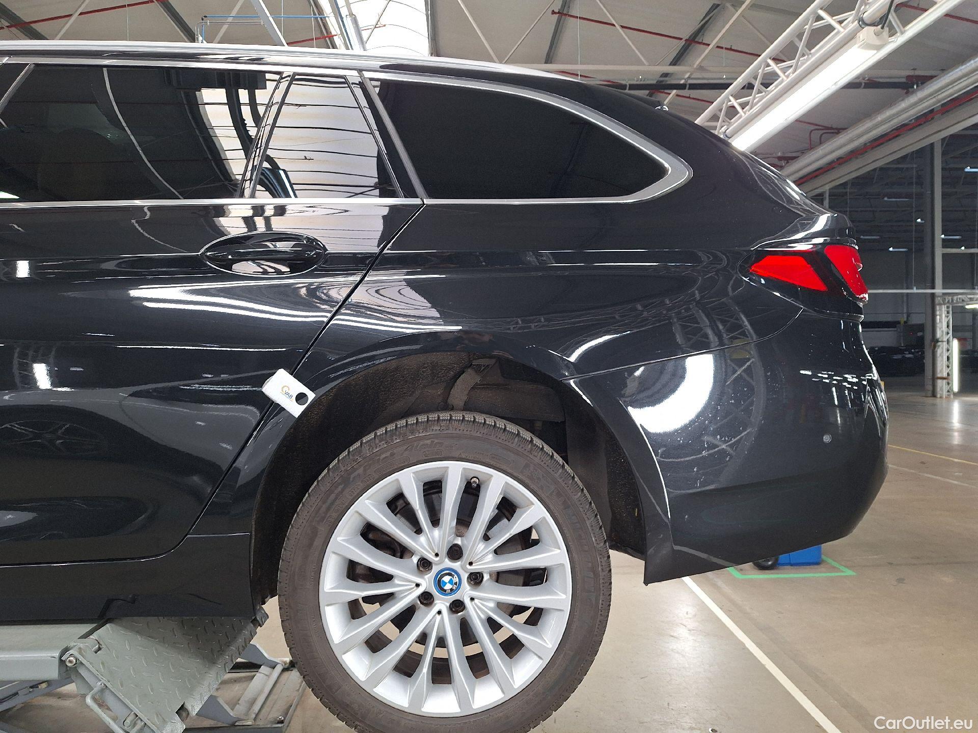  Bmw  Serie 5 BMW, 5-ser To FL'20 PHEV, BMW 5 Reeks Touring 520e 150kW 5d #10