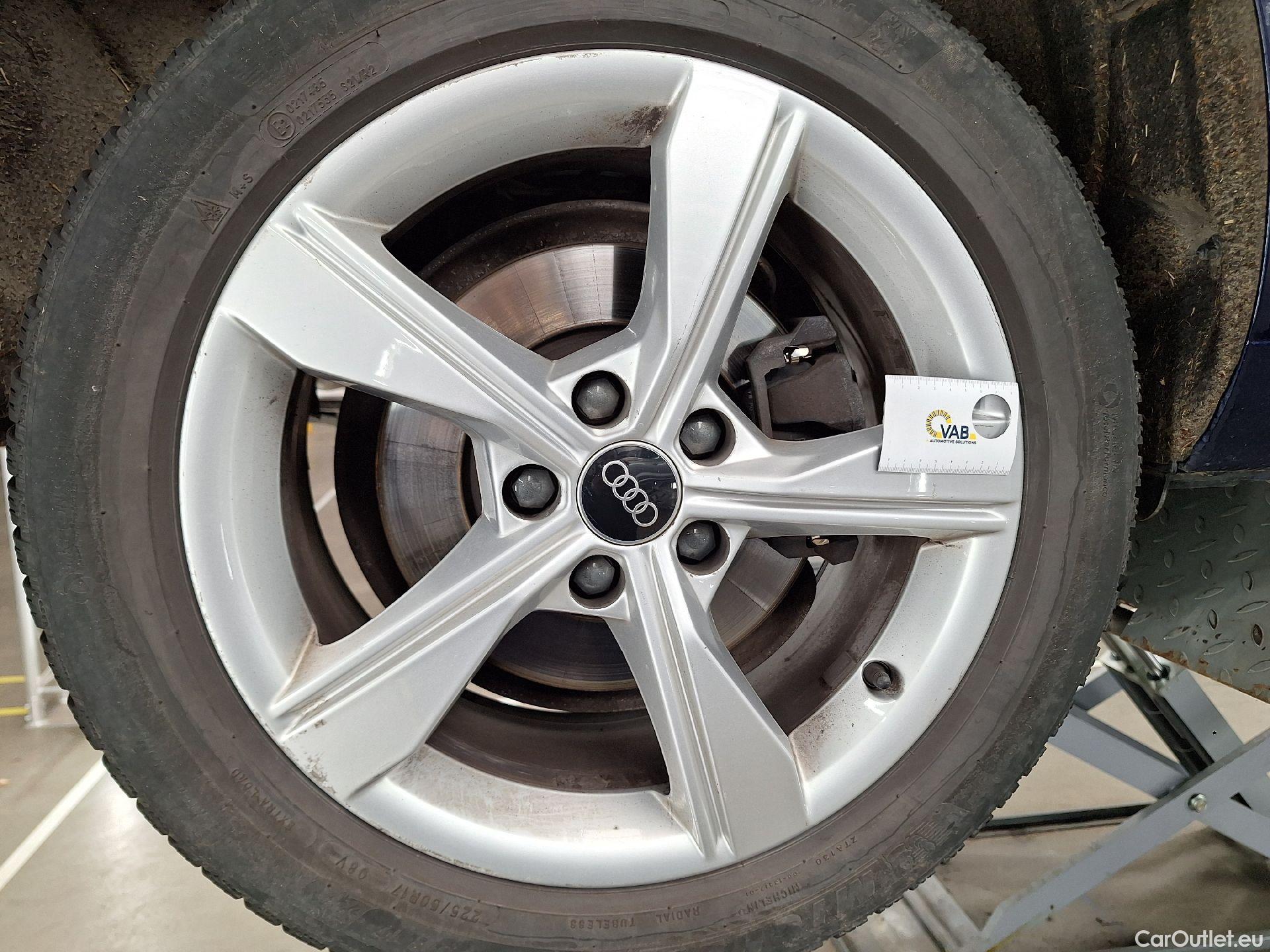  Audi  A4 Audi,  Avant FL'19, Audi  Avant 2.0 30 TDi 100kW S tr Adv Business E #39