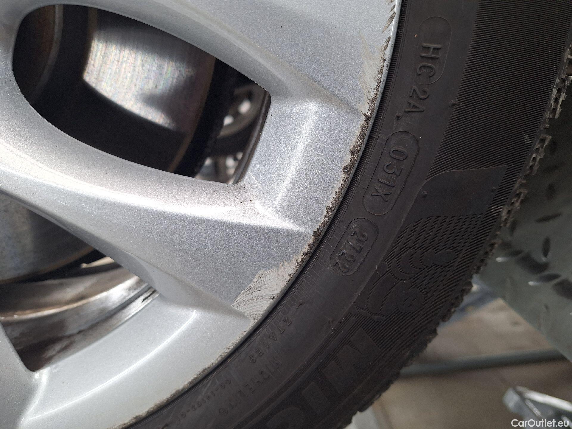  Bmw  Serie 2 BMW, 2-serie GranTour '18, BMW 2 Reeks Gran Tourer 220i (131kW) 5d 7pl #16