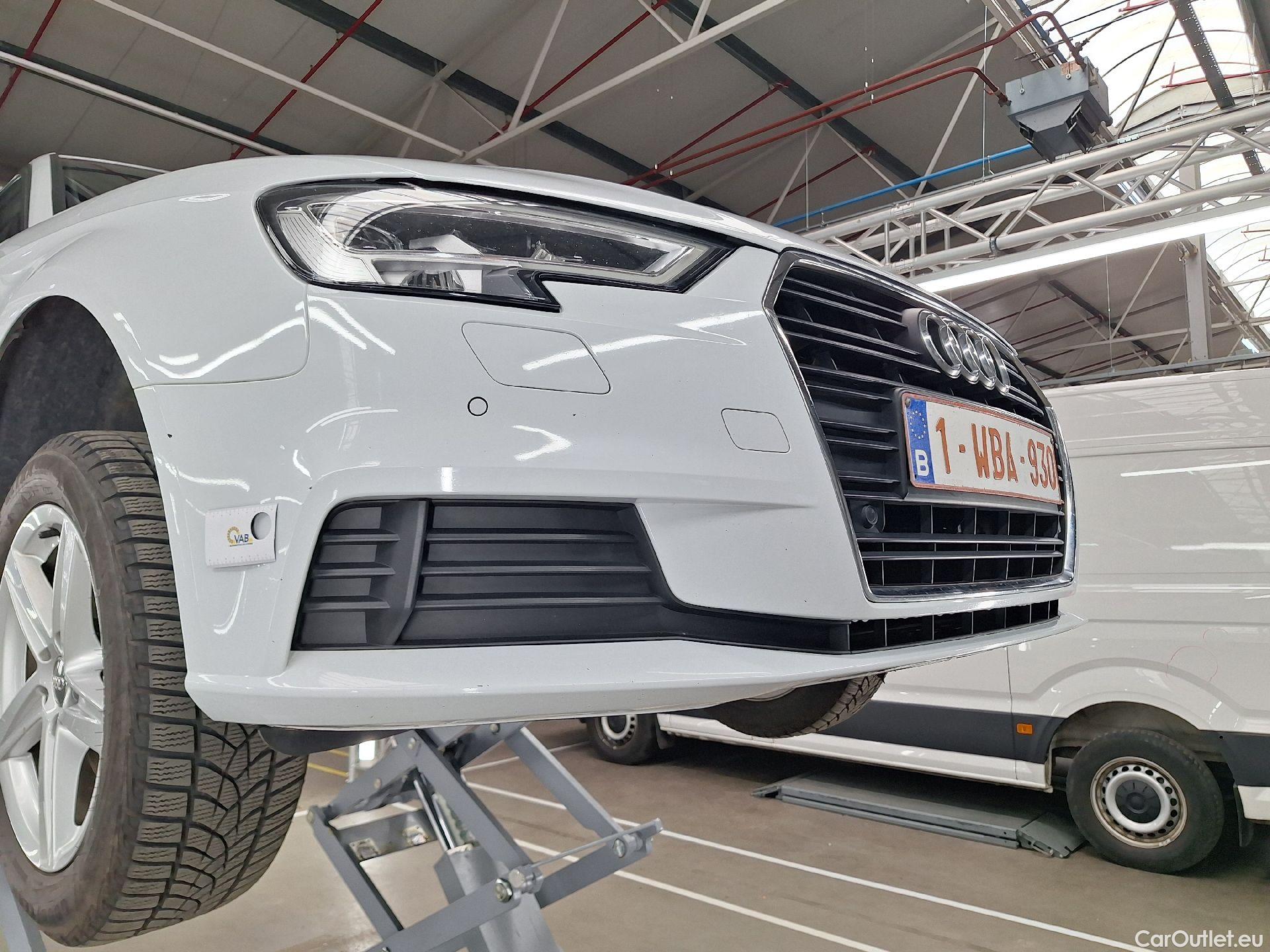  Audi  A3 Audi,  Sportback FL'16, Audi  Sportback 1.6 30 TDi 85kW 5d #27