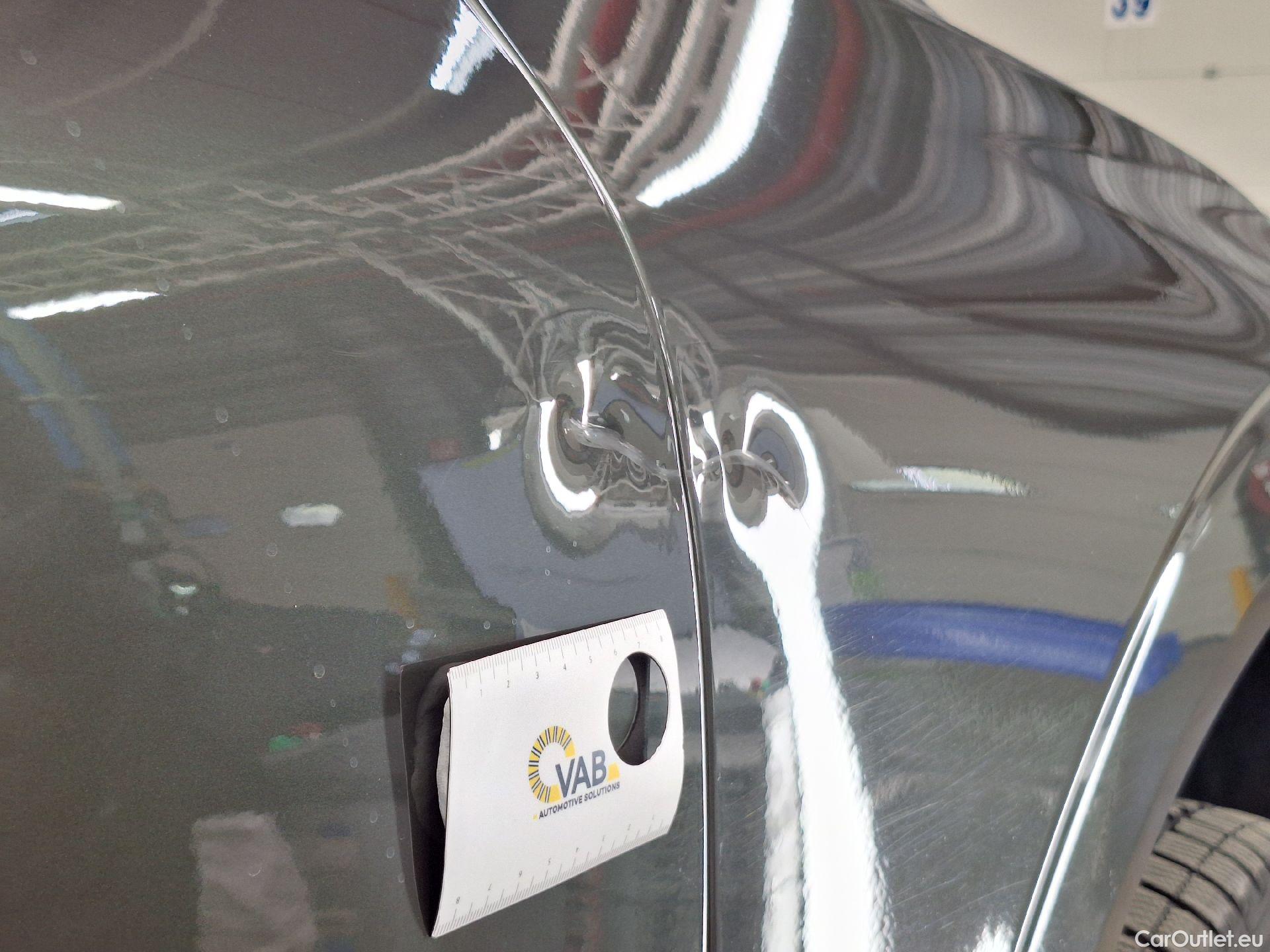  Volvo  XC60 Volvo,  FL'21, Volvo  B4 D Geartronic R-Design 5d #44