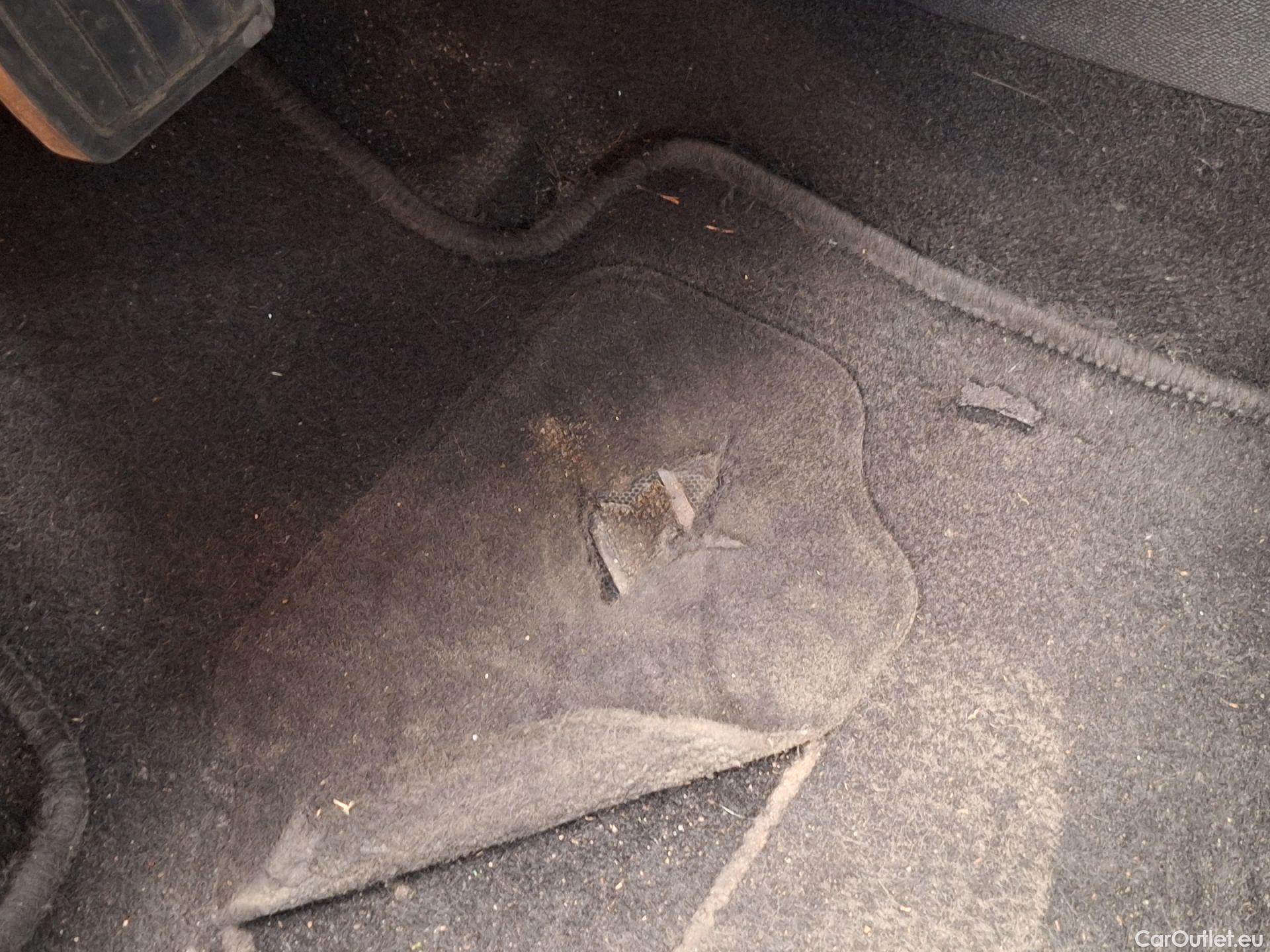  Peugeot  308 Peugeot,  SW FL'17, Peugeot  SW 1.5 BlueHDi 130 S&S EAT8 Allure 5d #30