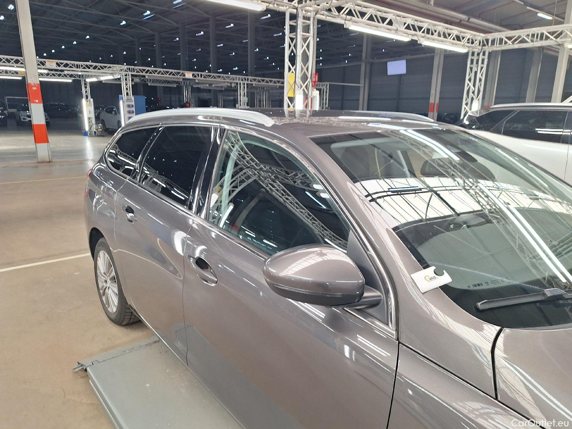  Peugeot  308 Peugeot,  SW FL'17, Peugeot  SW 1.5 BlueHDi 130 S&S EAT8 Allure 5d #27